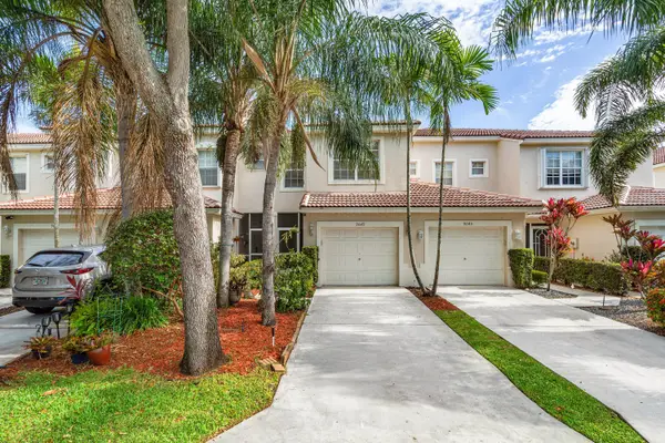 9049 Tremezzo Lane, Boynton Beach, FL 33472
