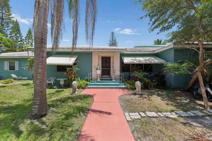 502 S Palmway, Lake Worth Beach, FL 33460 - #2