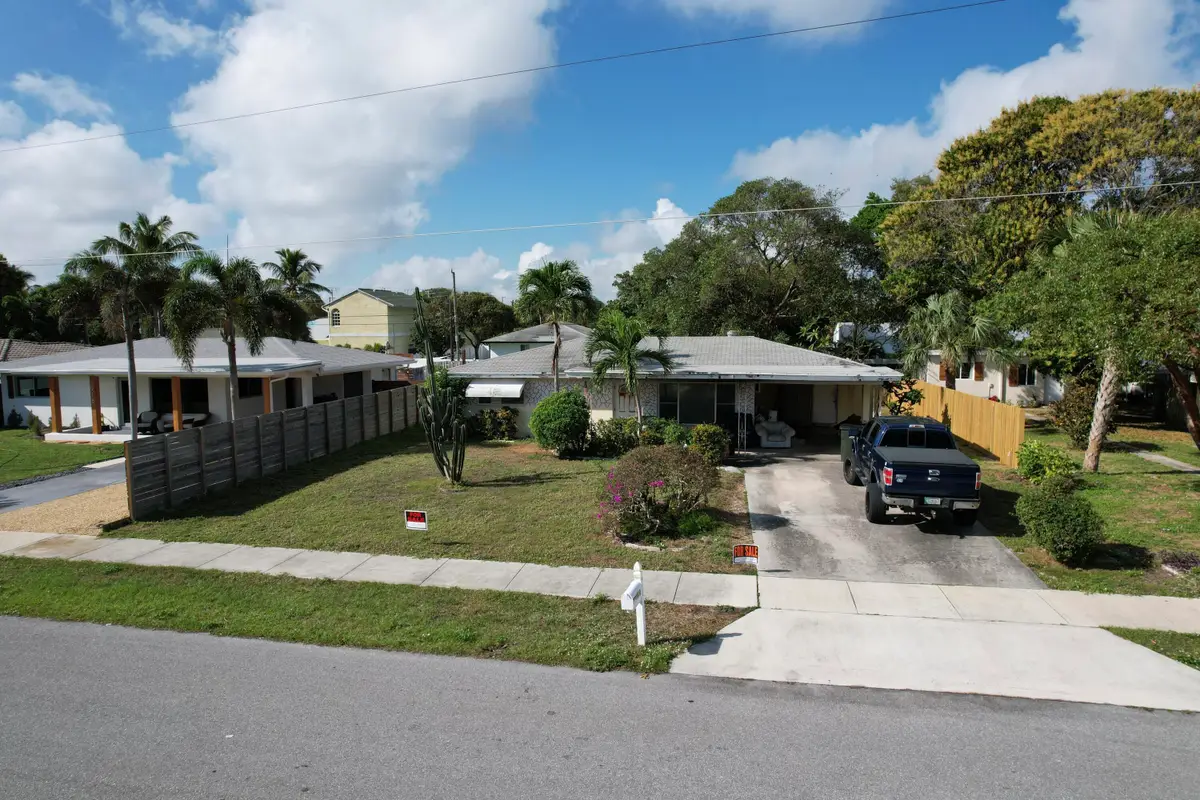 910 SE 3rd Avenue, Delray Beach, FL 33483 - #1