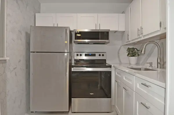 238 Chatham L, West Palm Beach, FL 33417