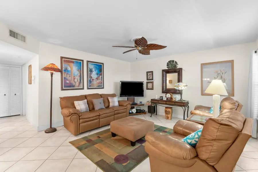 100 SE 6th Avenue #304, Pompano Beach, FL 33060 - #2