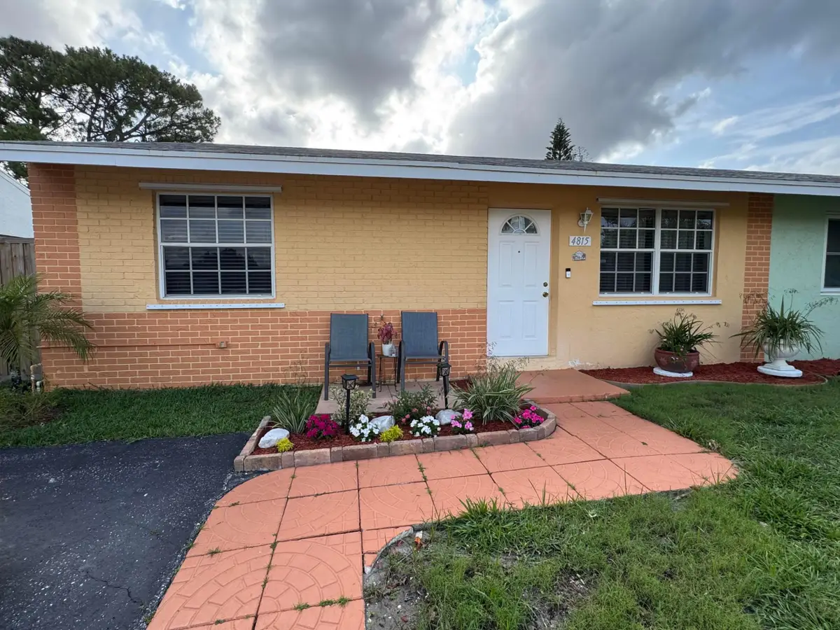 4815 Gladiator Circle, Greenacres, FL 33463 - #1