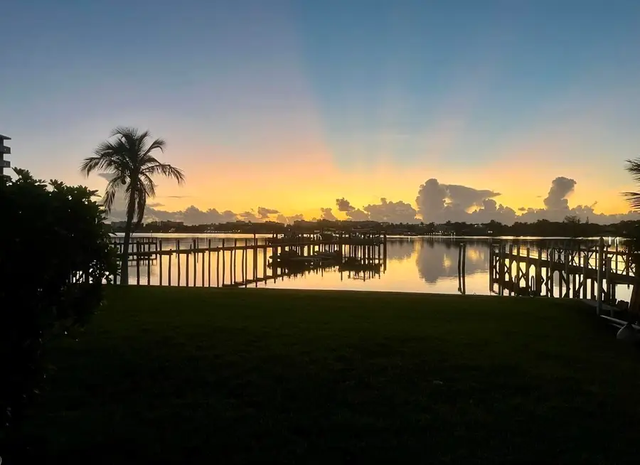 324 N Lake Drive, Lantana, FL 33462 - #2