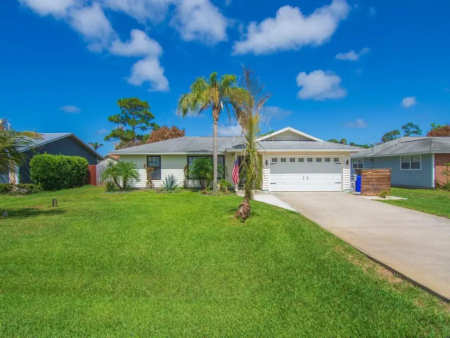 160 9th Court, Vero Beach, FL 32962 - #2