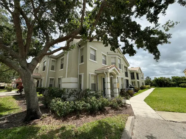 128 SW Peacock Boulevard, Port St Lucie, FL 34986