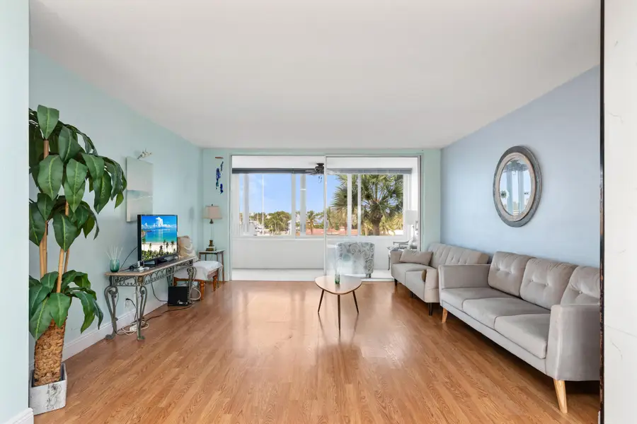 401 N Riverside Drive #406, Pompano Beach, FL 33062 - #3