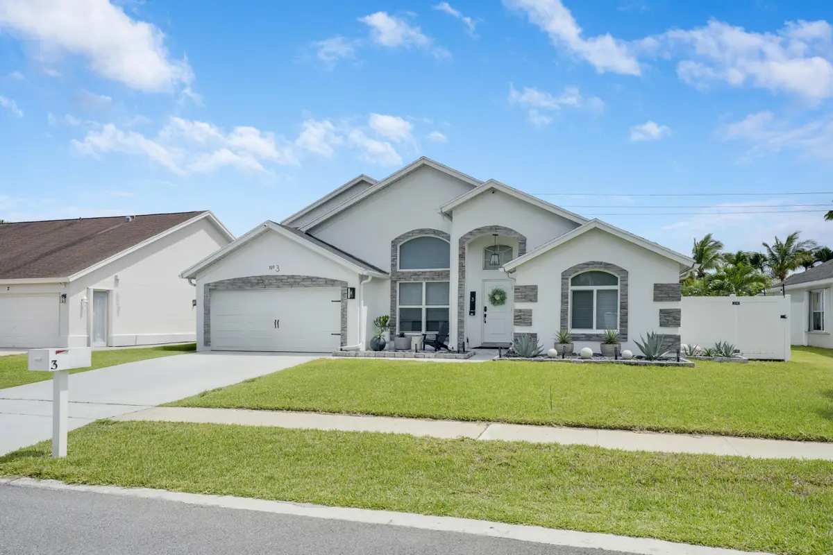 3 Meadows Park Lane, Boynton Beach, FL 33436 - #1
