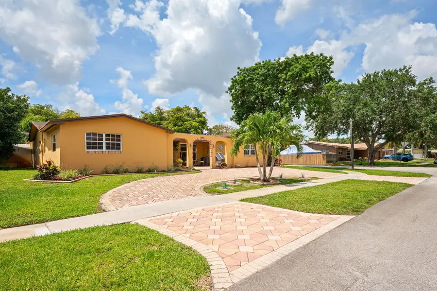 8350 NW 23rd Street, Pembroke Pines, FL 33024 - #2
