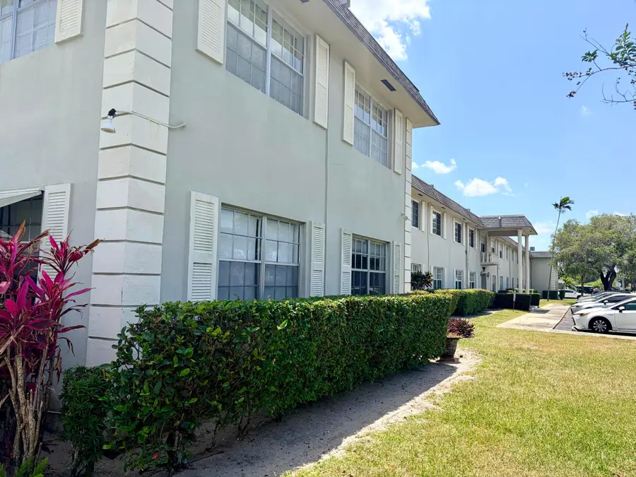 1560 Mckinley Street #115w, Hollywood, FL 33020 - #3