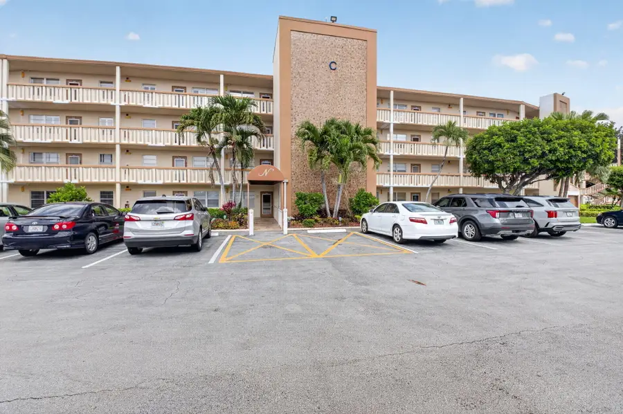 2047 Newcastle C, Boca Raton, FL 33434 - #2