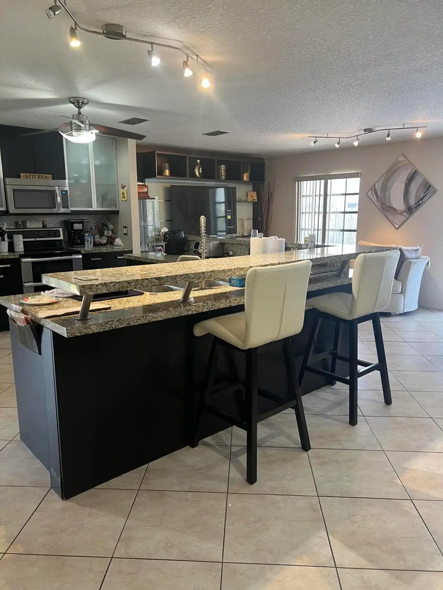 3310 NW 90th Avenue, Coral Springs, FL 33065 - #2