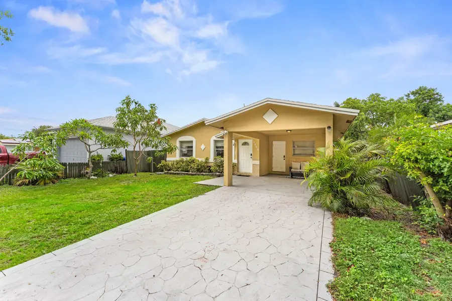 2640 NW 14th Court, Fort Lauderdale, FL 33311 - #3