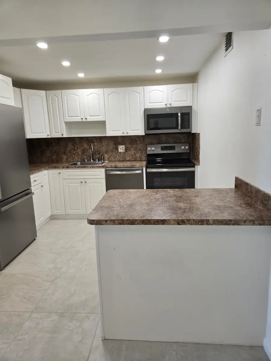 Address Withheld By Seller, West Palm Beach, FL 33417 - #3