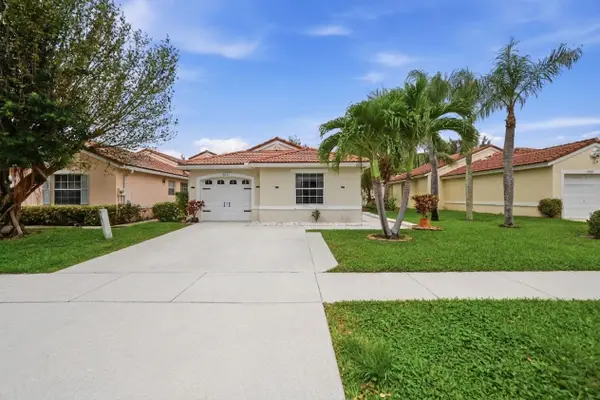 7069 Burgess Drive, Lake Worth, FL 33467