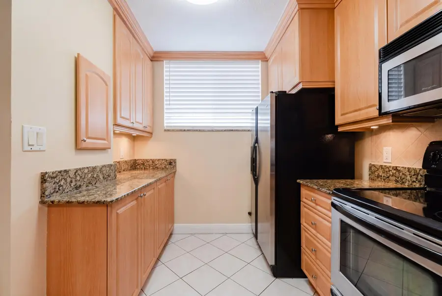 109 Lake Emerald Drive, Oakland Park, FL 33309 - #3
