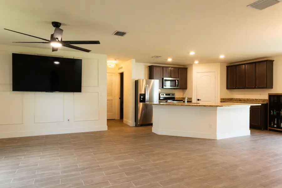 2581 SE Dogwood Avenue, Port Saint Lucie, FL 34952 - #3