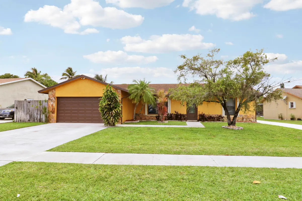 144 Bilbao Street, Royal Palm Beach, FL 33411 - #1