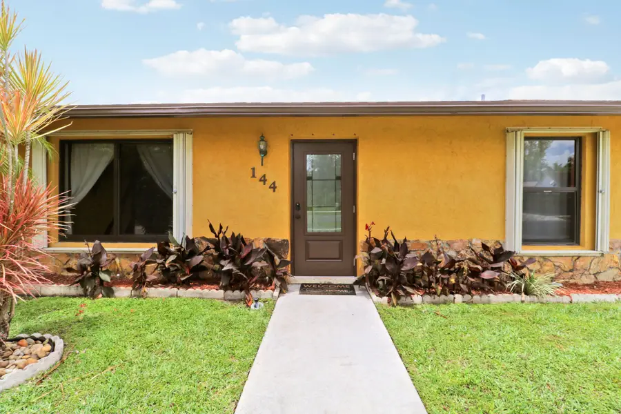 144 Bilbao Street, Royal Palm Beach, FL 33411 - #2