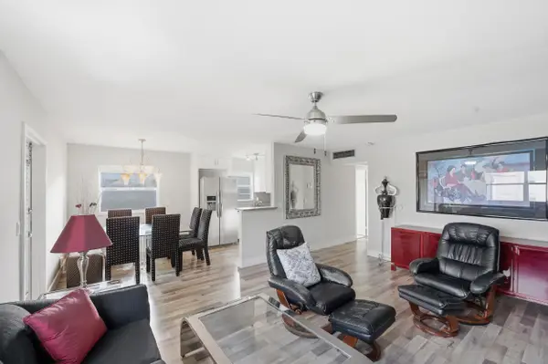 756 Flanders #756, Delray Beach, FL 33484