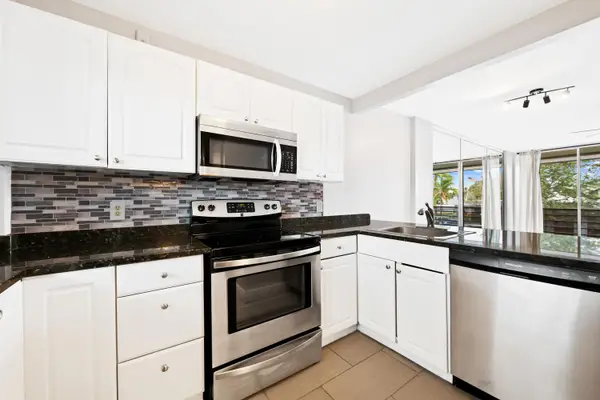 113 Royal Park Drive #2h, Oakland Park, FL 33309