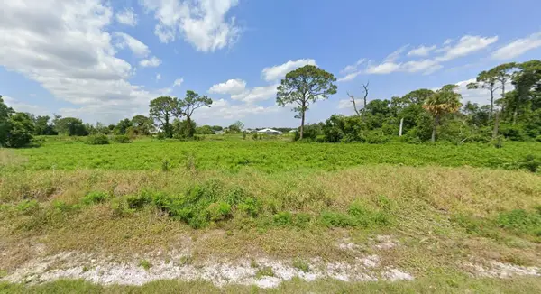 510 Lake Groves Road Ne, Lake Placid, FL 33852