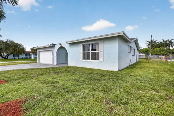 2205 NW 72nd Avenue, Sunrise, FL 33313