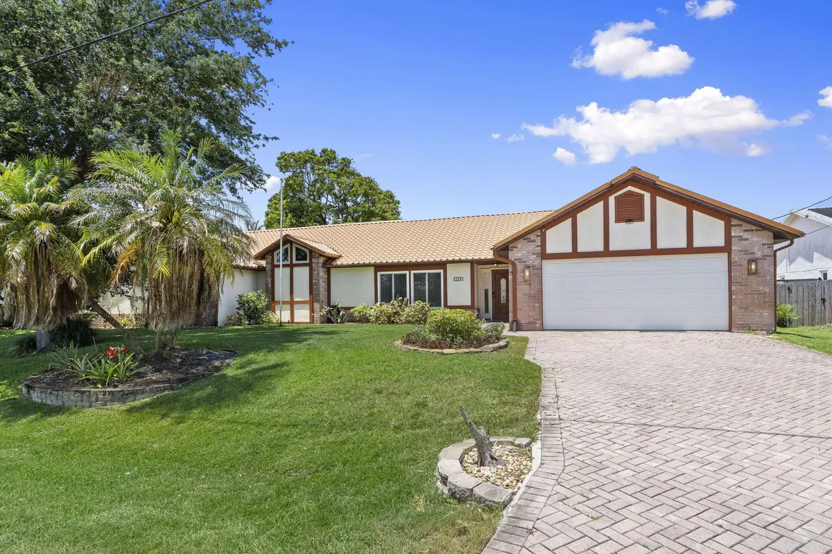 229 NE Sagamore Terrace, Port Saint Lucie, FL 34983 - #1