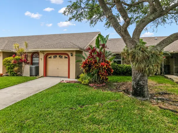 9663 NW 76th Street, Tamarac, FL 33321