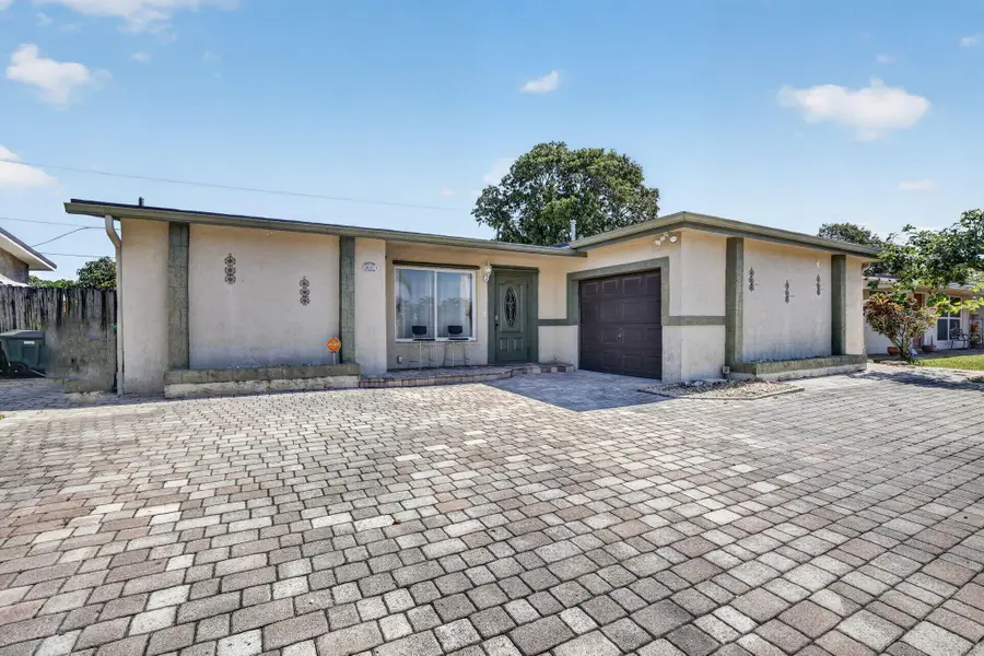 8600 NW 29th Street, Sunrise, FL 33322 - #2
