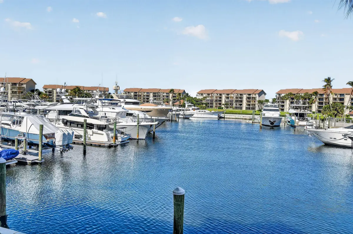 2401 Marina Isle Way #206, Jupiter, FL 33477 - #1