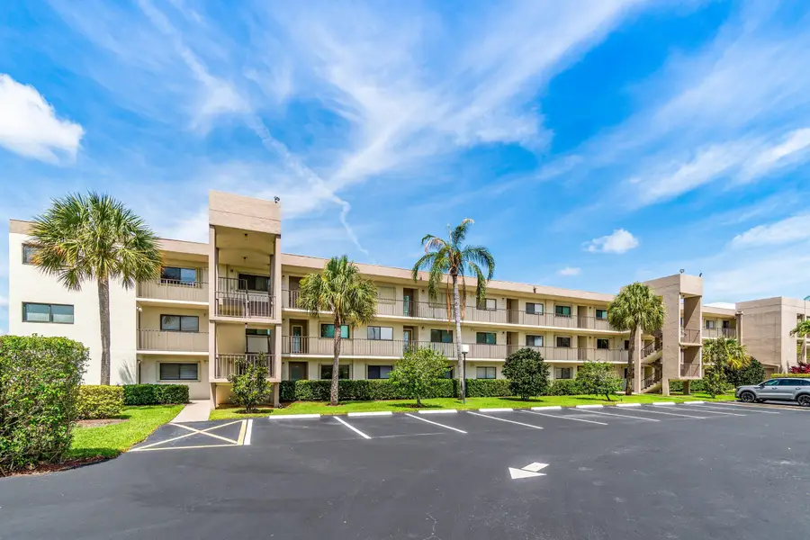 5550 Witney Drive #102, Delray Beach, FL 33484 - #2