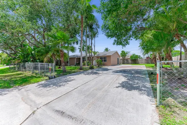 9159 Honeywell Road, Lake Worth, FL 33467