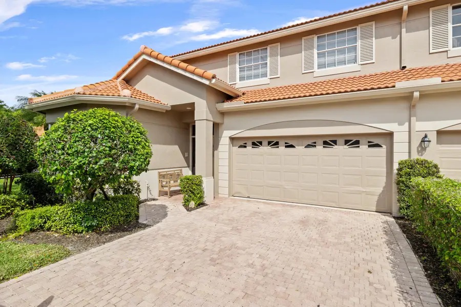 33 Monterey Pointe Drive, Palm Beach Gardens, FL 33418 - #2