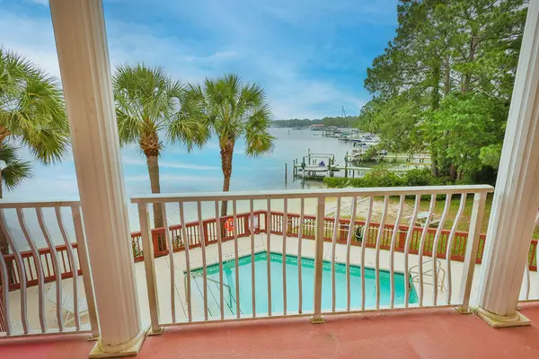 5 Laguna Street #205, Fort Walton Beach, FL 32548