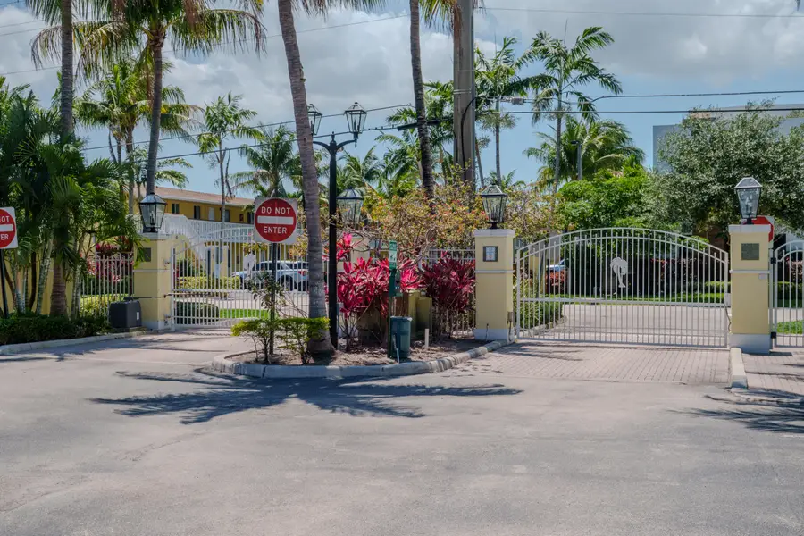 2660 NE 8th Avenue #106, Wilton Manors, FL 33334 - #3