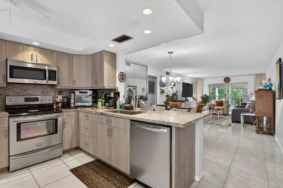 3002 Portofino Isle #E3, Coconut Creek, FL 33066 - #3