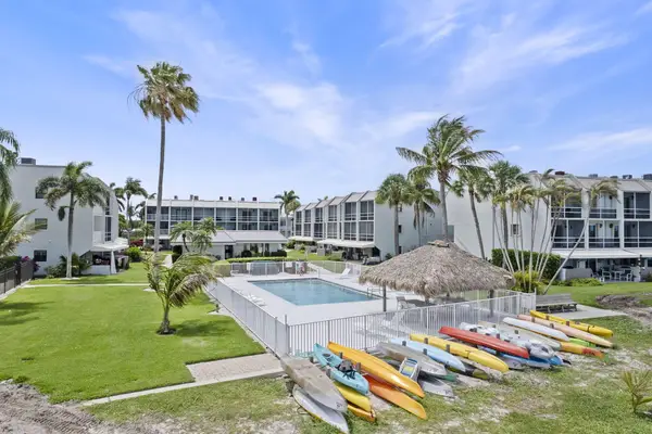 1300 Seaway Drive #7, Fort Pierce, FL 34949
