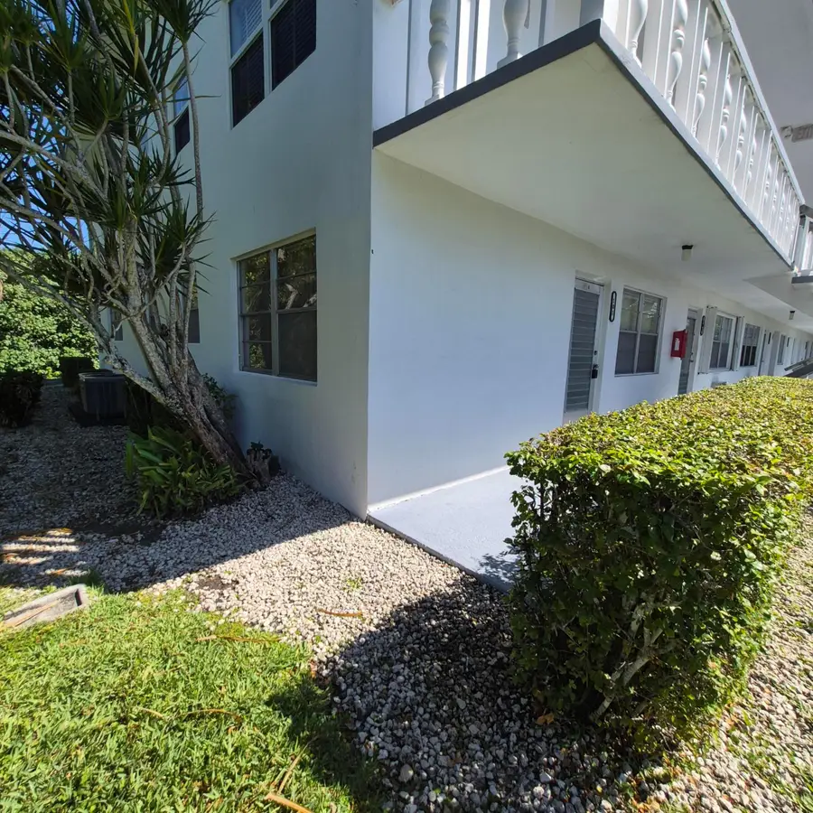 101 Northampton F, West Palm Beach, FL 33417 - #2