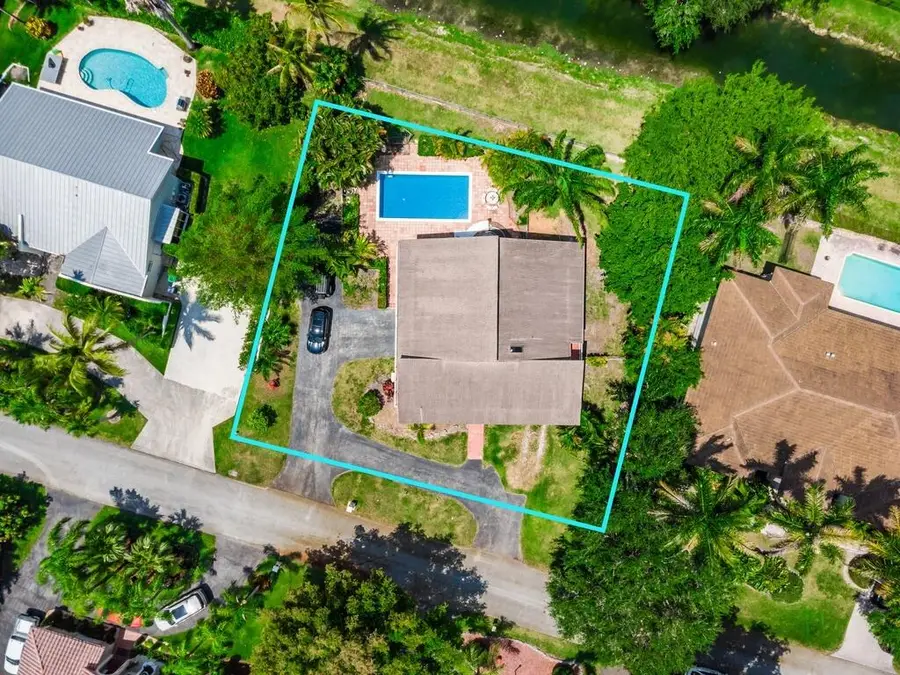 17914 SW 83rd Court, Palmetto Bay, FL 33157 - #2