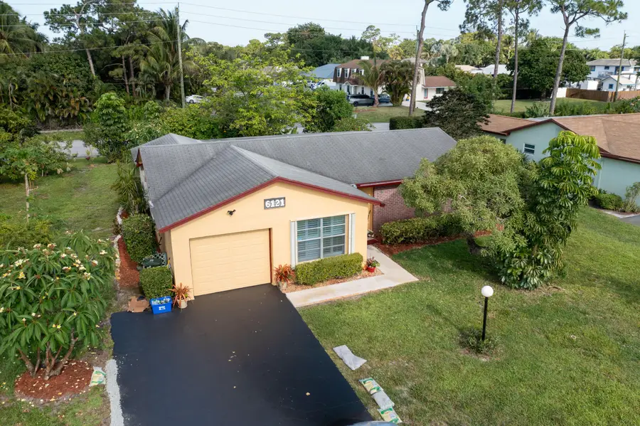 6121 Rainbow Circle, Greenacres, FL 33463 - #2