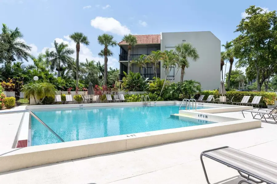 3050 Presidential Way #305, West Palm Beach, FL 33401 - #2