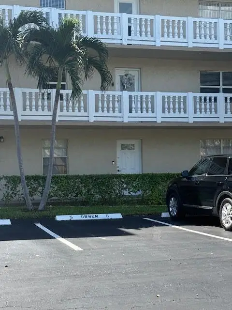 324 SE 10th Street, Dania Beach, FL 33004