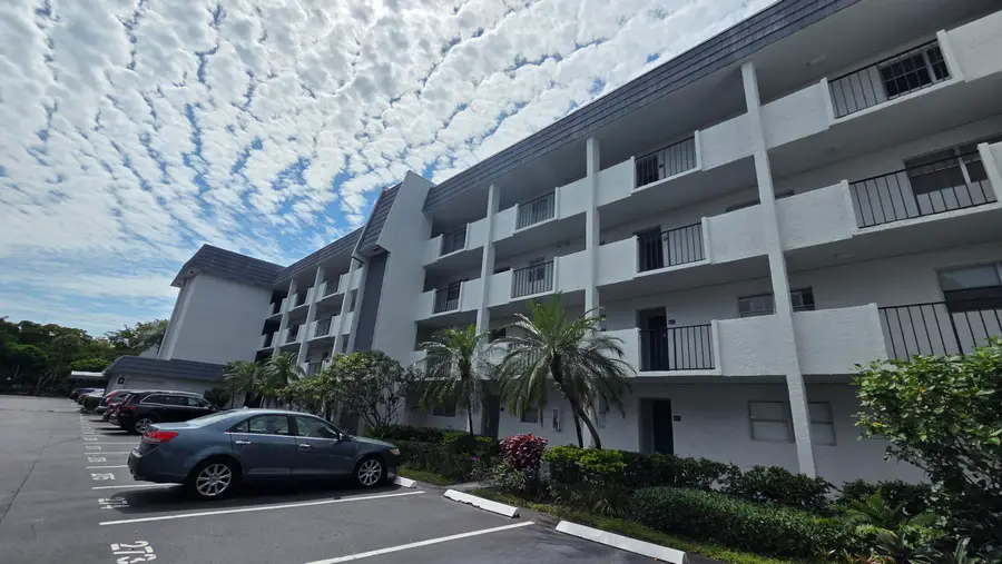 6020 NW 44th Street #108, Lauderhill, FL 33319 - #2