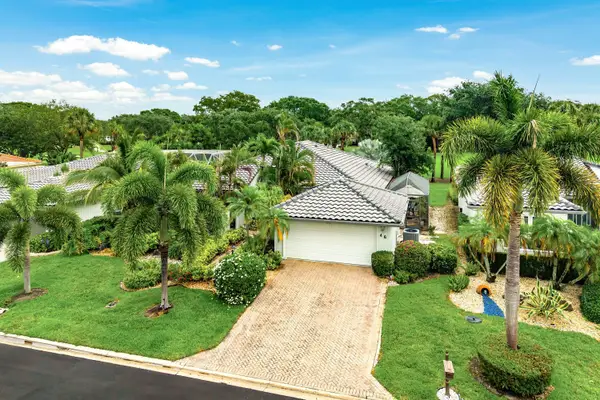 46 Woods Lane, Boynton Beach, FL 33436