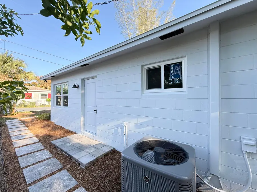 912 SE Tarpon Avenue, Stuart, FL 34994 - #3