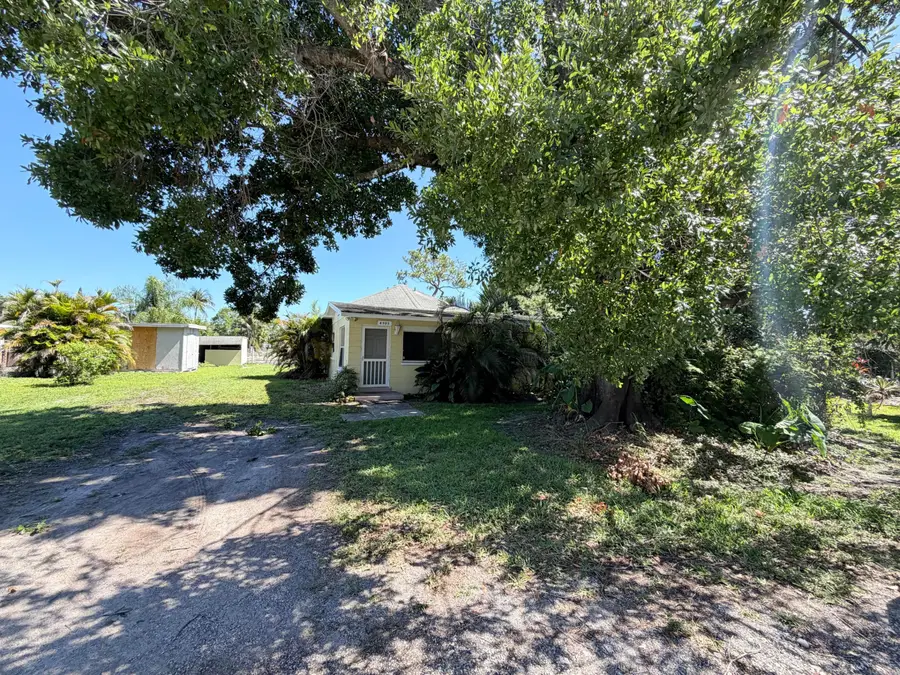 4905 Williams Road, Palm Beach Gardens, FL 33418 - #3