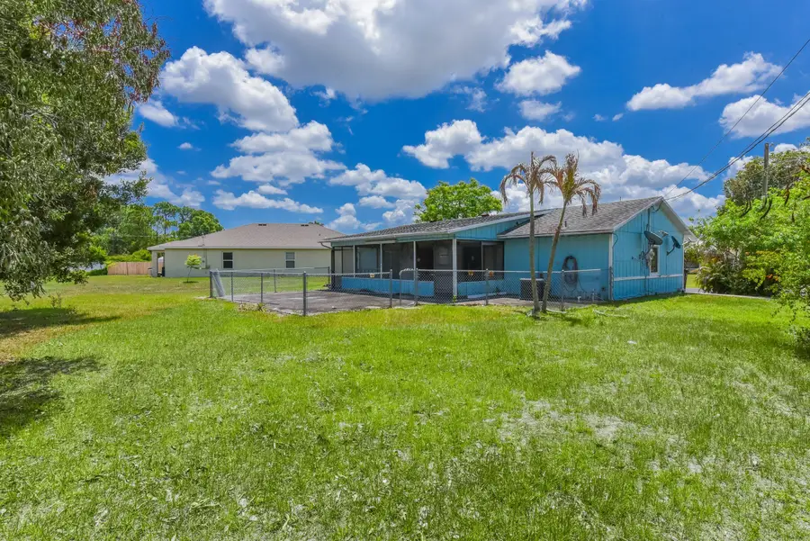 915 SW John Maccormack Terrace, Port Saint Lucie, FL 34953 - #2