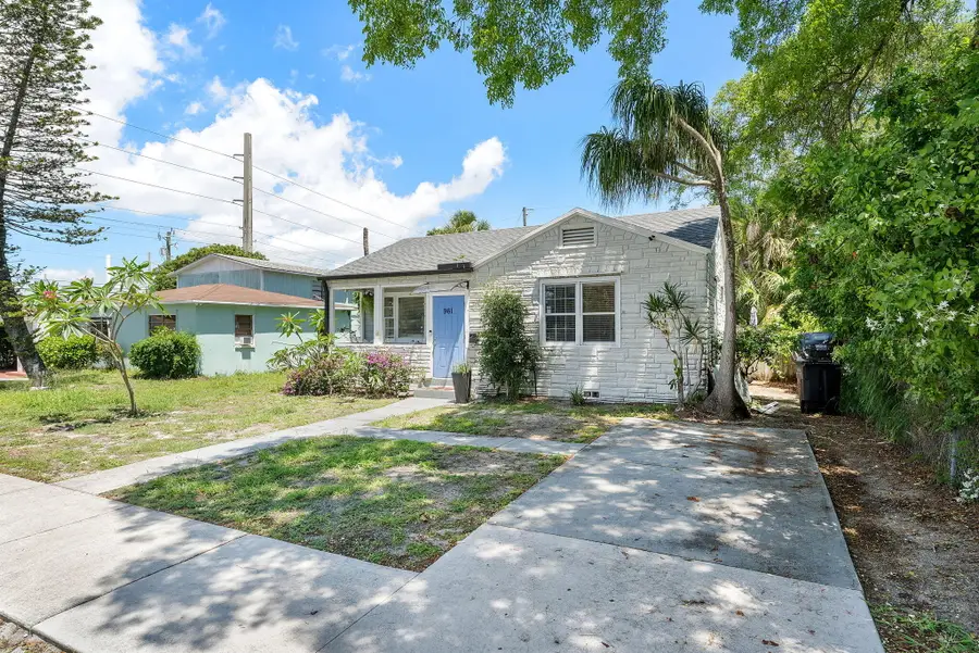 961 32nd Street, West Palm Beach, FL 33407 - #3