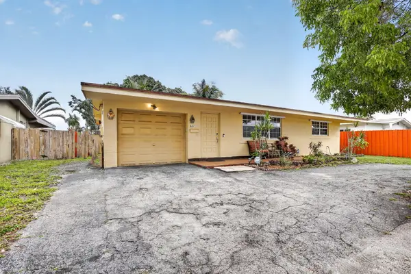 1411 NW 89th Avenue, Pembroke Pines, FL 33024