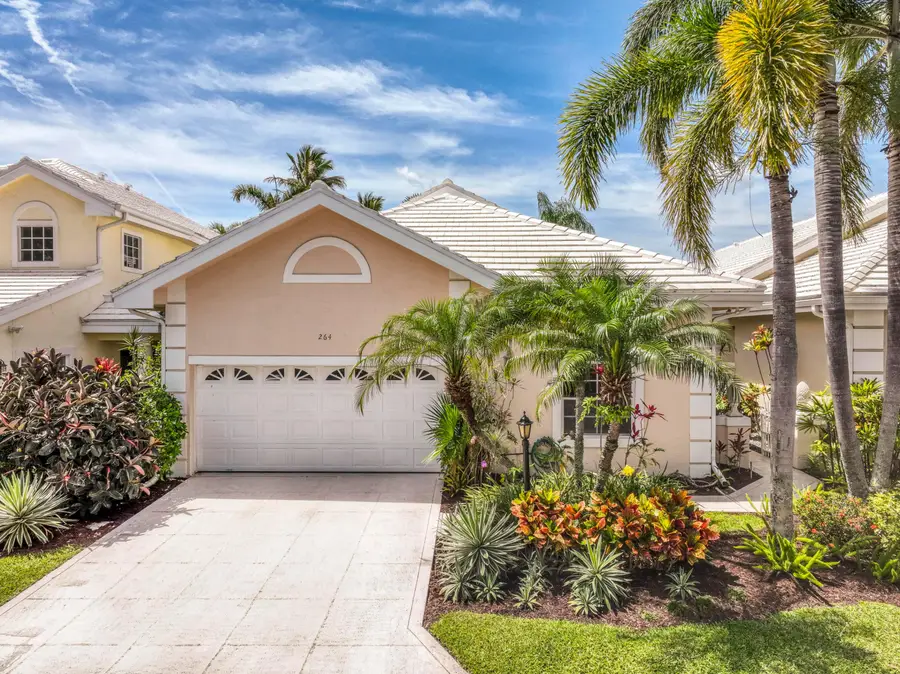 264 W Canterbury Dr W, Palm Beach Gardens, FL 33418 - #3